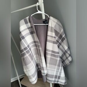 NWT Rachel Roy Gray Poncho/Wrap